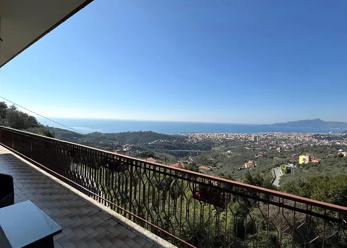 The House Of Freedom - Sea View In *